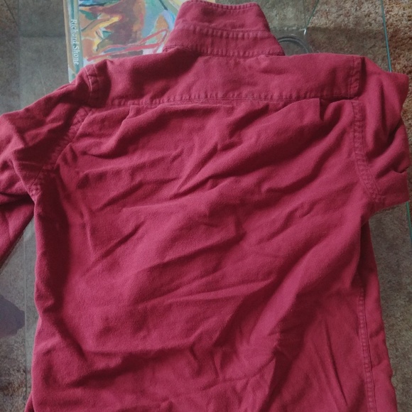Red Button Up Large - Picture 6 of 6